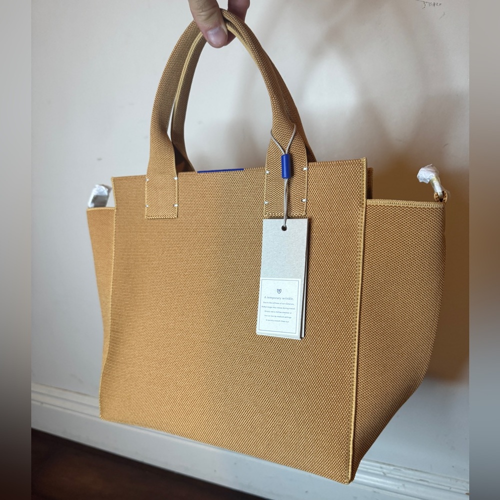 Rothy's The Classic Handbag in Sierra Brown
